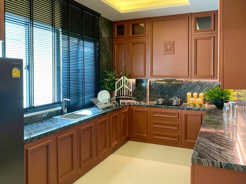 Grand Bangkok Boulevard Sukhumvit–Srinakarin - แกรนด์ บางกอก บูเลอวาร์ด สุขุมวิท - ศรีนครินทร์ 6