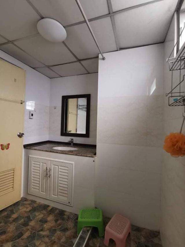 ขายห้องชุด คอนโด Low Rise ใจกลางเมือง พระราม9 พื้นที่ 40.2 ต.ร.ม.โทร 0818269745 6