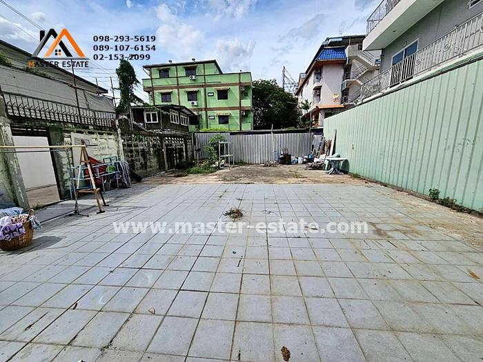 ที่ดินตรงข้าม ม.เกษตร เหมาะทำหอพัก (แถมแปลนสิ่งปลูกสร้าง) / สโตร์เก็บสินค้า / เก็บของ ซอยงามวงศ์วาน 52/1 เนื้อที่ 40 ตร.ว. ราคาถูกสุดคุ้ม มีแปลงเดียว 16