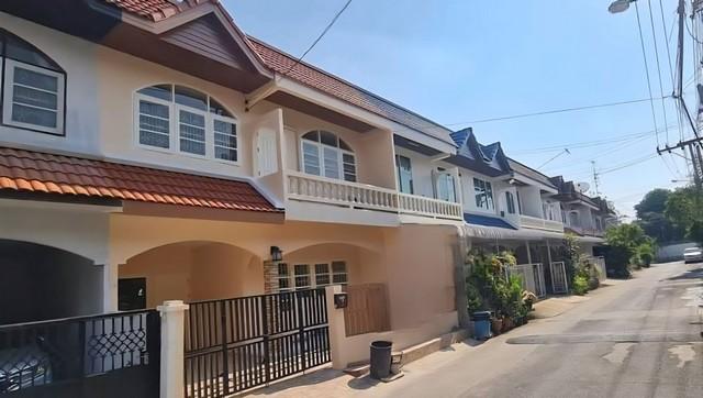 ให้เช่า ทาวเฮ้าส์2ชั้น21ตรว.อยู่รามคำแหง ใกล้เดอะพาซิโอ 2