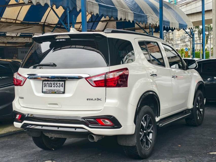 Isuzu MU-X 3.0The Onyx ปี19 6