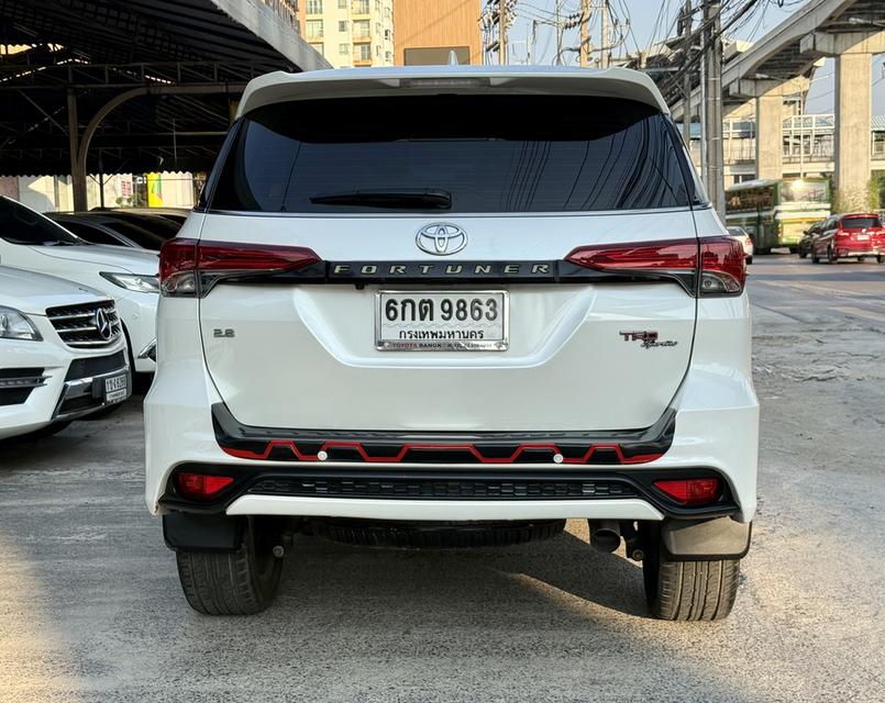 TOYOTA FORTUNER 2.8 TRD 2WD ปี2016 รูปที่ 5