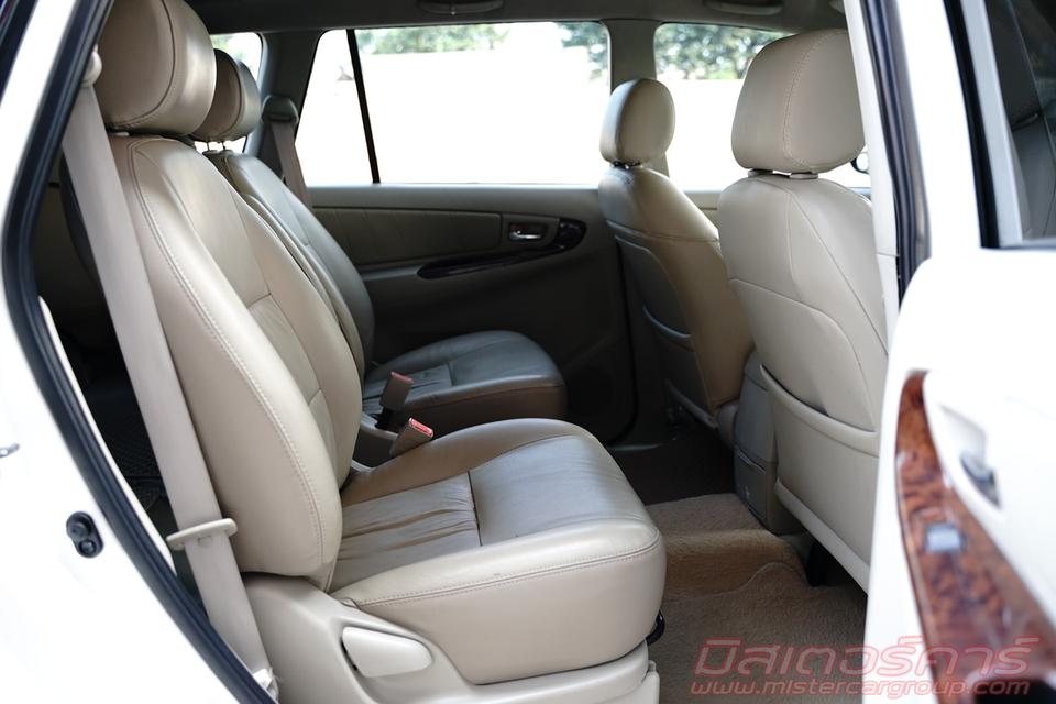 2013  TOYOTA INNOVA 2.0 V ( 3952 ) 10