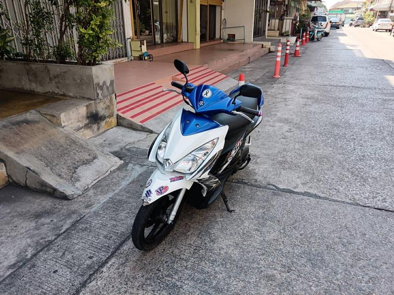 Skydrive 125 ตัวท็อป ล้อแม็ก ปี12 ภาษี69 สวยเท่ห์ เครื่องดียี่ยม ราคา 15500 บาท รูปย่อยที่ 3