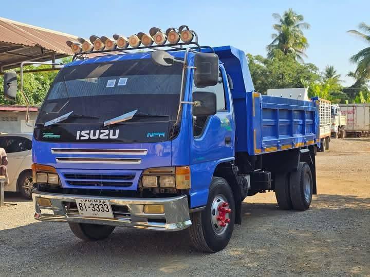 ขายด่วน ISUZU 6 ล้อดั้มพ์ NPR 130 แรง  4