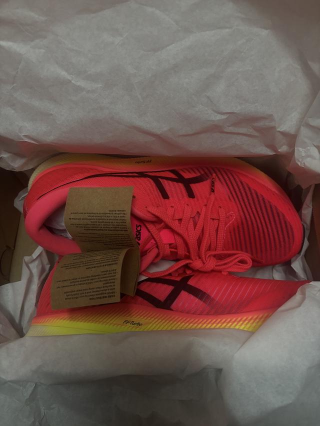 ASICS METASPEED EDGE