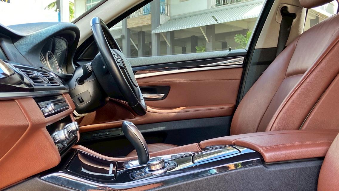 BMW520d ซีดานหรูขับดี ช่วงล่างแน่น มือเดียวเชียงใหม่ รูปที่ 5