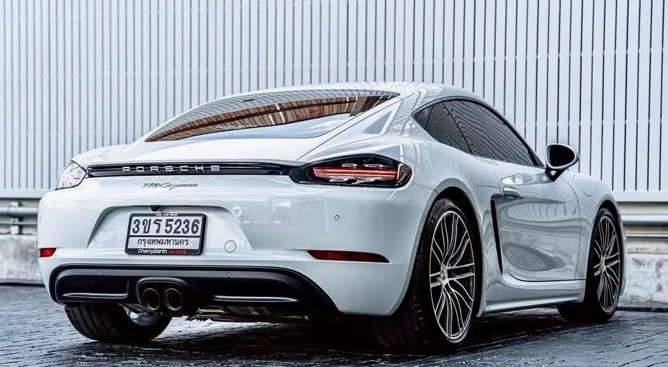 Porsche 718 Cayman 2.0 PDK 2