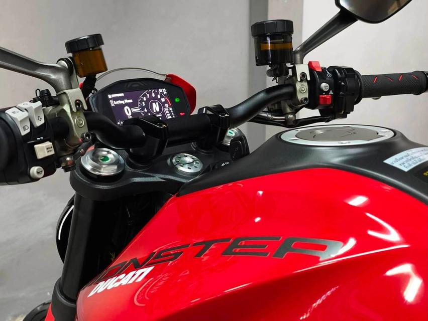 DUCATI MONSTER 937 ปี 2022 ABS มือเดียว เลขไมล์ 19,xxx กม.แท้ รูปที่ 8