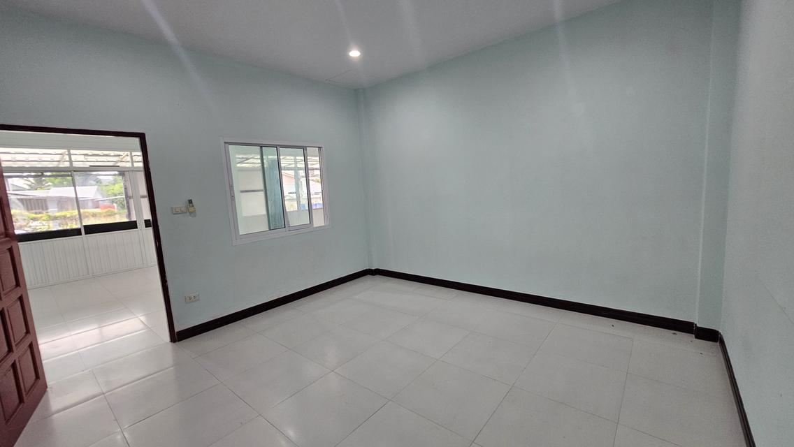 บ้านเดี่ยวพร้อมทำกิจการ​ บ้านบึง​ ชลบุรี 11