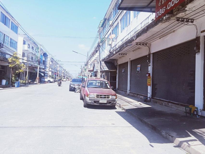 ขายตึก 3 ชั้น หมู่บ้านเบญจทรัพย์ รังสิตคลอง 6 3