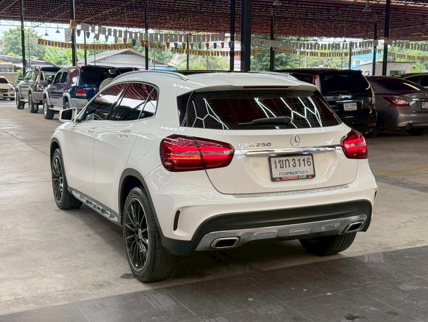 Mercedes-benz GLA250 2.0 AMG Dynamic ปี2020 รถบ้าน ใช้น้อย ไม่เคยชนไม่เคยทำสี