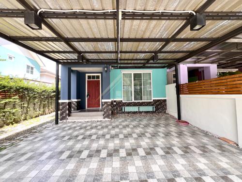 ทาวน์เฮ้าส์ 2 ชั้น (ห้องมุม ถนนเมน) หมู่บ้าน เดอะโฟริเอช รังสิต - คลอง 4 (The Fouriage Rangsit- Klong 4) บ้านรีโนเวทใหม่ 2