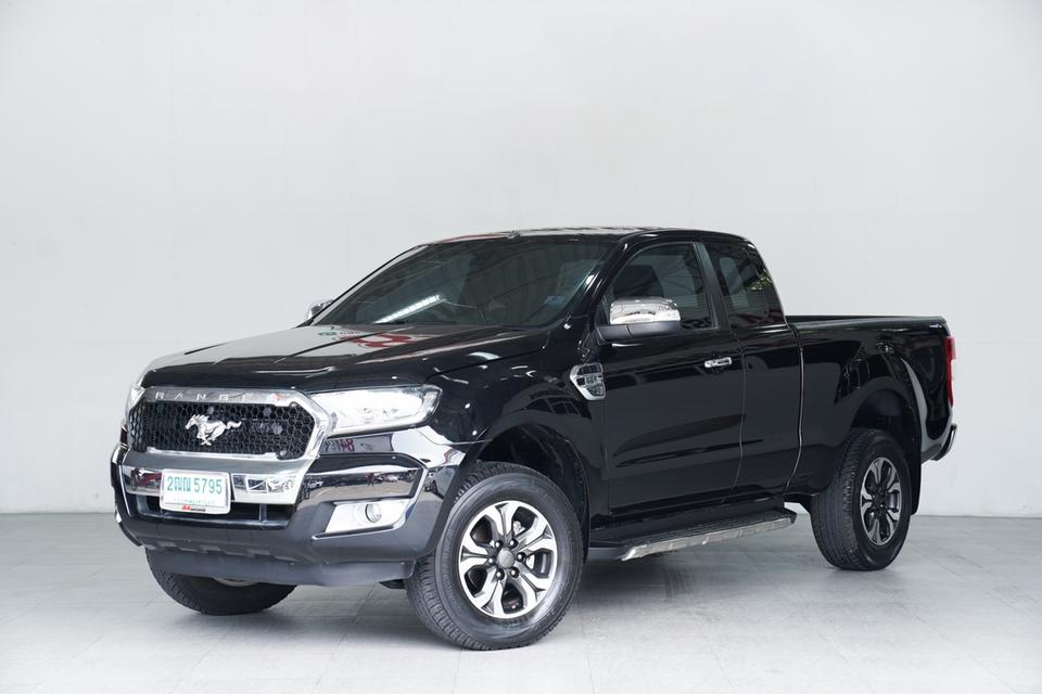 FORD RANGER 2.2 XLT MT ปี2018 สีดำ