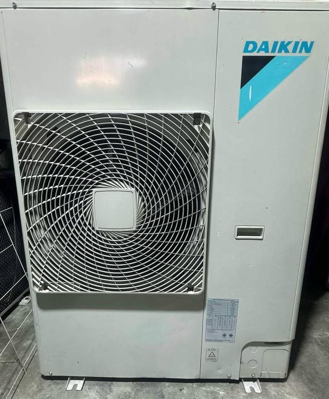 แอร์แขวนใต้ฝ้า DAIKIN ขนาด 30,000 BTU. มือสอง แผงสวย ใช้งานปกติ 2