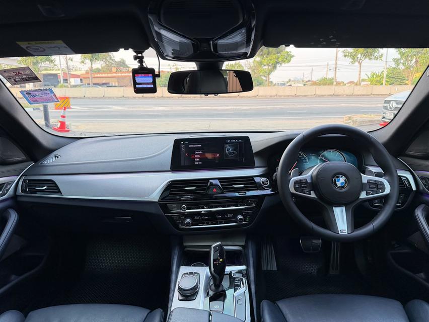 2017 BMW 530i M-Sport ( G30 ) รูปที่ 6