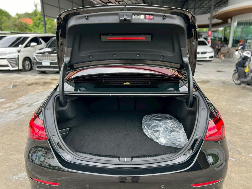 BENZ C-CLASS C350e AMG DYNAMIC ปี 2023 17