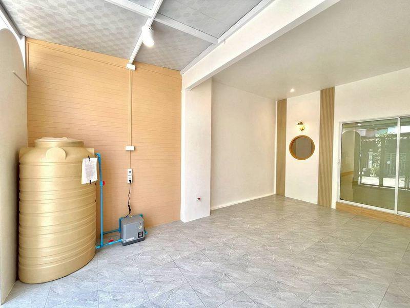 หมู่บ้านร่มโพธิ์ บางบัวทอง ใกล้แยกบางพลูทาวน์เฮาส์ 2 2