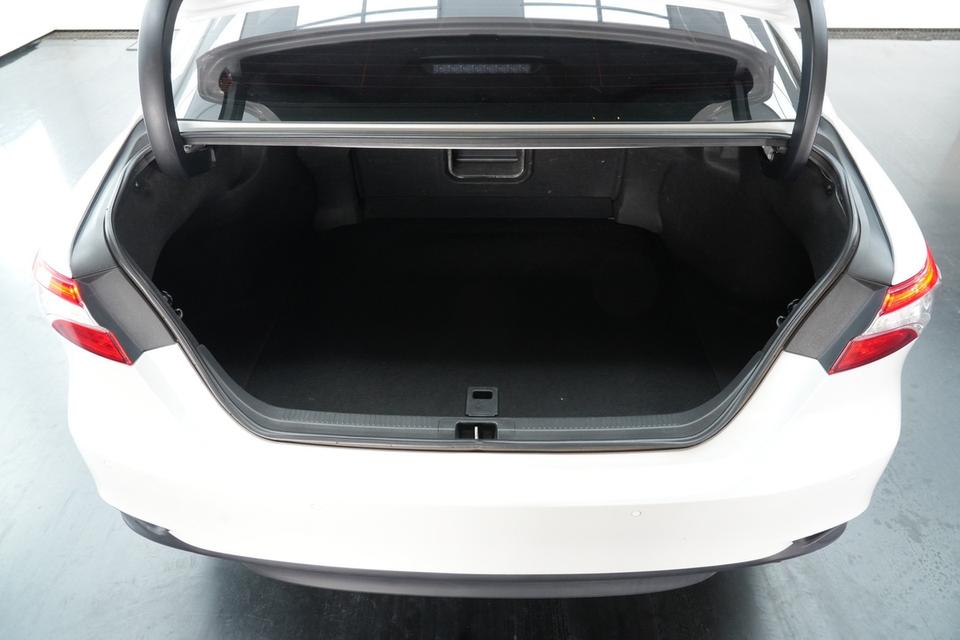 TOYOTA Camry 2.0 G  A/T สี ขาว ปี 2021 รูปที่ 13