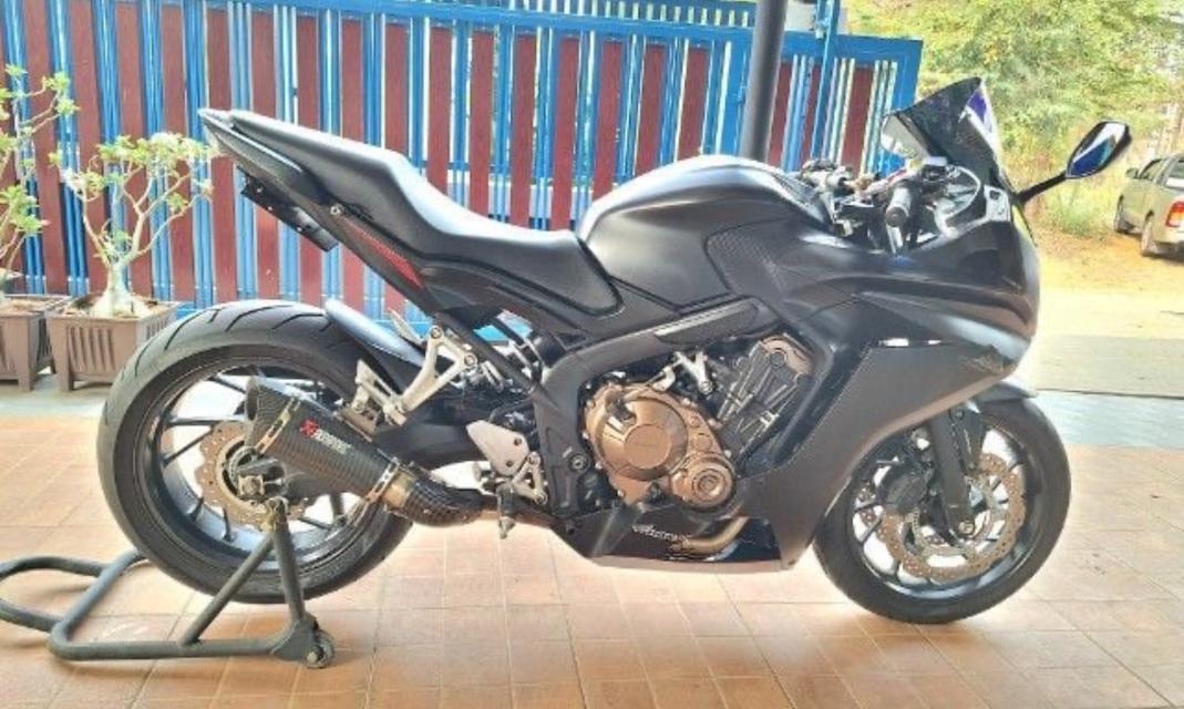 Honda CBR 650 F รุ่นปี 2018 3