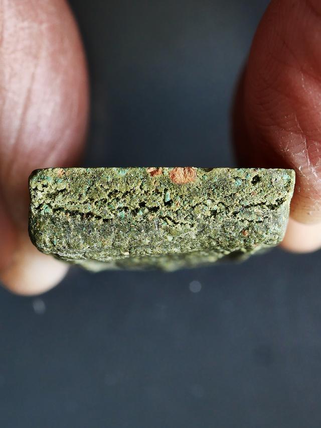 พระสมเด็จฟ้าผ่า หลวงพ่อพรหม วัดช่องแค ปี 2512 เนื้อเขียว...นิยม รูปที่ 13