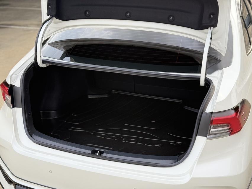 TOYOTA COROLLA ALTIS 1.8 HYBRID Mid ปี 19 จด 20 16