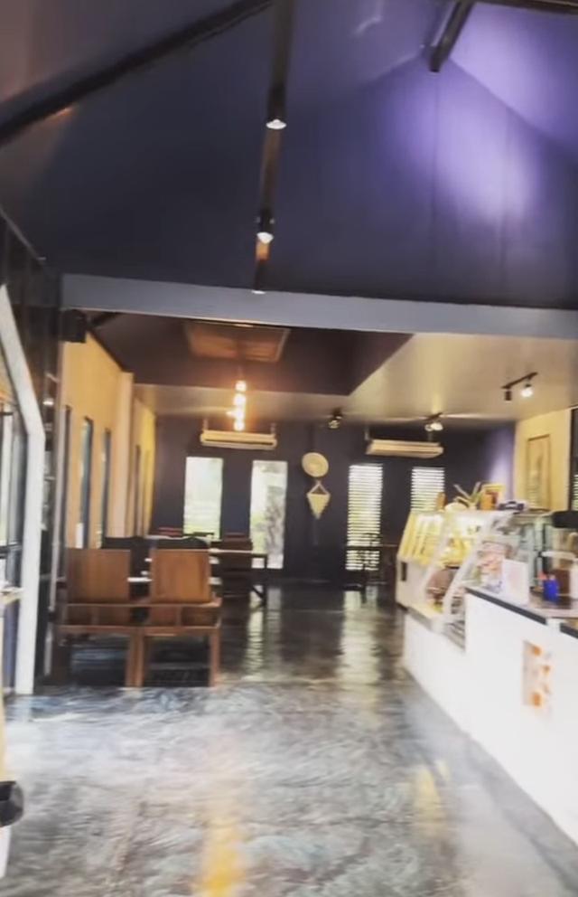 ขายบ้านพร้อมกิจการร้านกาแฟ ห้องพักออนเซน บนเนื้อที่ 4 ไร่ 4