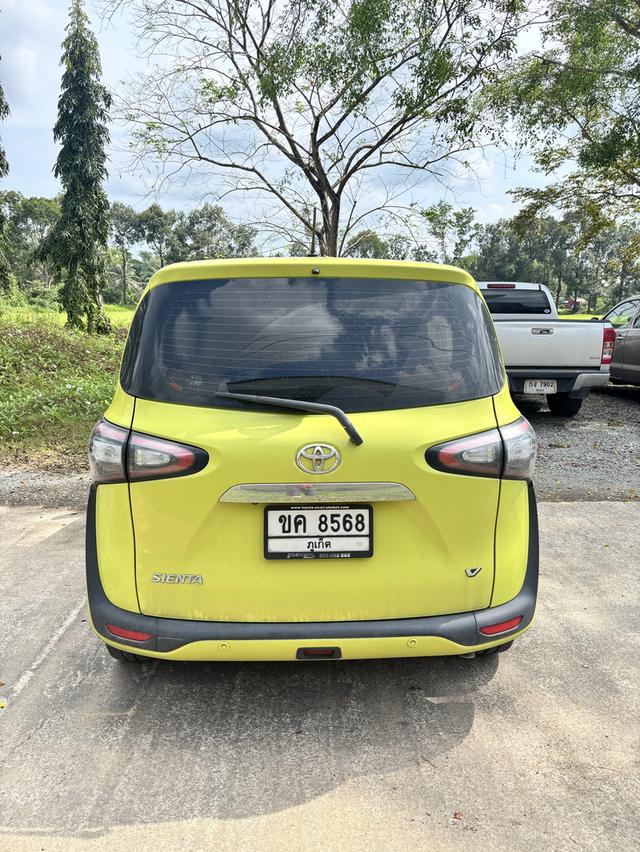 ขายรถยนต์ Toyota sienta ปี 2019 4