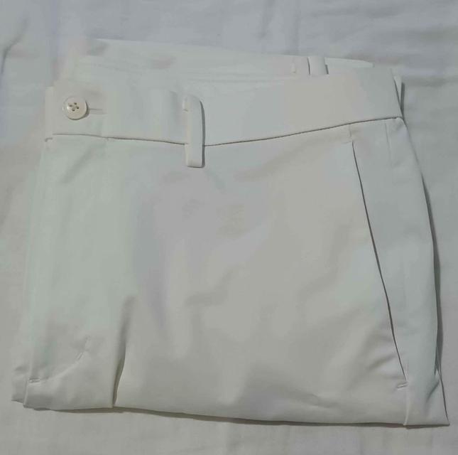 กางเกงขาสั้นสีขาว แบบสุภาพ 3