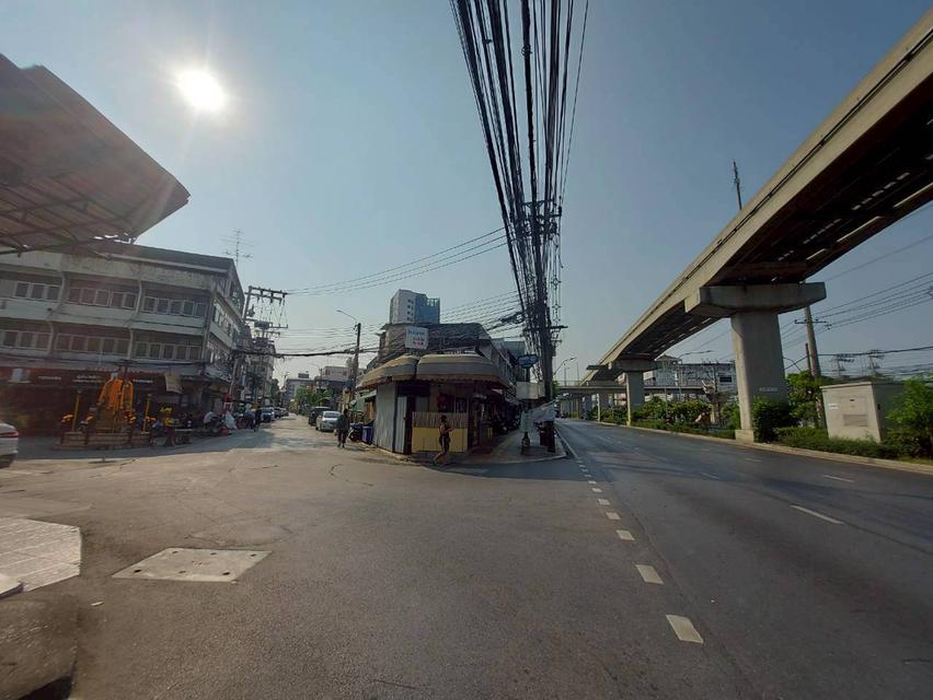 ขายอาคารพาณิชย์ 3 ชั้นครึ่ง ซอยลาดพร้าว62 4