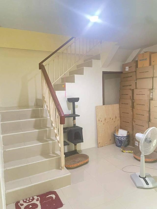 ขายบ้านทาวน์เฮ้าส์ 2 ชั้น หมู่บ้านราชพฤกษ์ ถนนฉลองกรุง 6