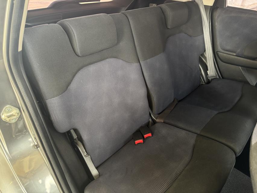 HONDA JAZZ GE 2012 AUTO V IVTEC รูปที่ 17
