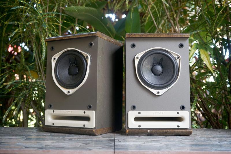 ลำโพง  BOSE รุ่น 121 WestBorough 