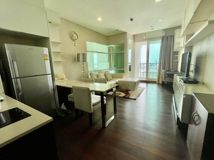 ขายคอนโด IVY THONGLOR 43 ตรม. ชั้น 24 วิวเมือง**ฟรีเฟอรฟ์นิเจอร์** 6