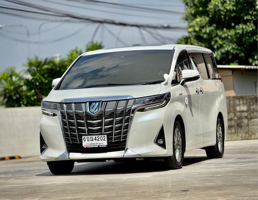 TOYOTA ALPHARD 2.5 HYBRID G F-Package E-Four 4WD 2019   1