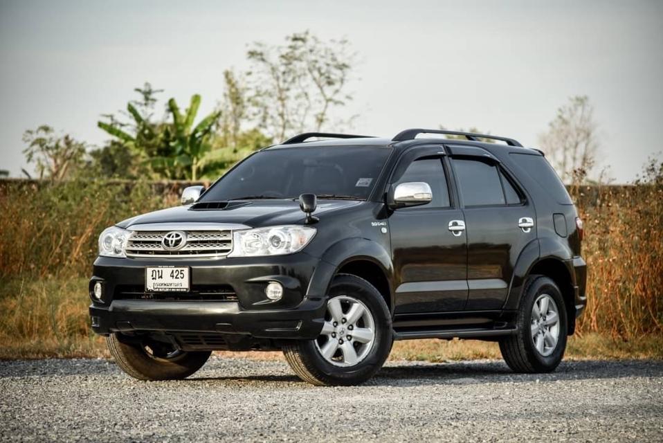 Toyota Fortuner 3.0V 2WD AT 2010 รหัส CBL425 1