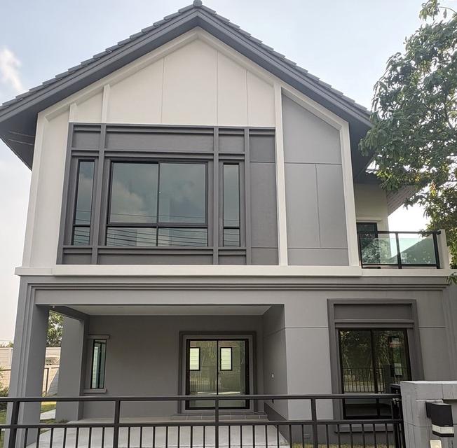 ขาย/ให้เช่าบ้านเดี่ยว 2 ชั้น หมู่บ้าน Britania วงแหวน-เทพารักษ์  ซอยมังกร เทพารักษ์ 1