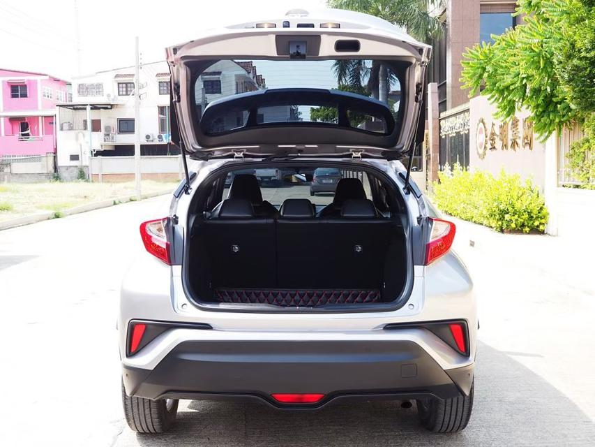 TOYOTA C-HR 1.8 MID 3