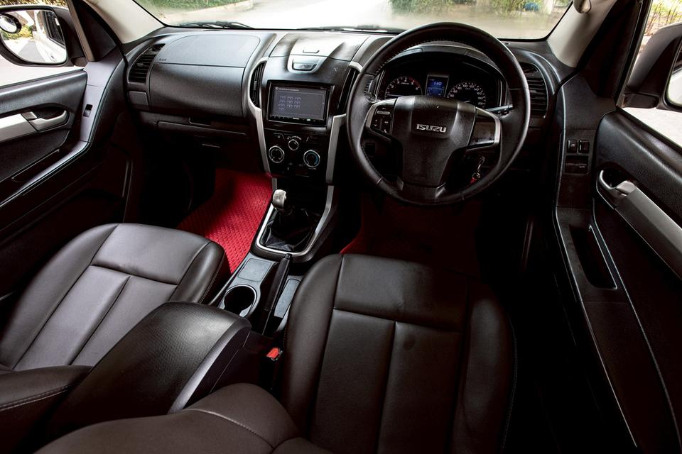 Isuzu D-Max Hi-Lander Cab 2.5 VGS Z ท๊อป ปี 2015 เกียร์ธรรมดา สีขาว  12