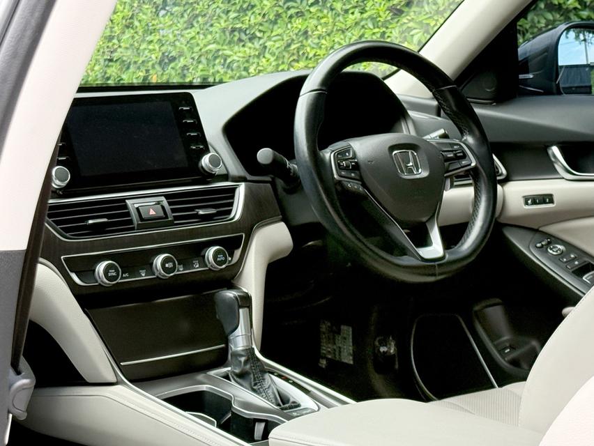 2022 HONDA ACCORD 1.5 TURBO รถมือเดียวออกป้ายแดง วิ่งน้อยเพียง 70,000 กม รถเข้าศูนย์ตรงระยะ รถไม่มีอุบัติเหตุครับ 12