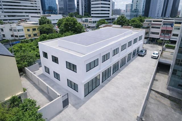 Showrooms 6คูหา 4นอน 4น้ำ เกือบครึ่งไร่ 160ตร.วา BTSสุรศักดิ์ 199ม. โรงเรียนกรุงเทพคริสเตียน จอดรถ8คัน เดอะ แบงค็อก สาทร 1