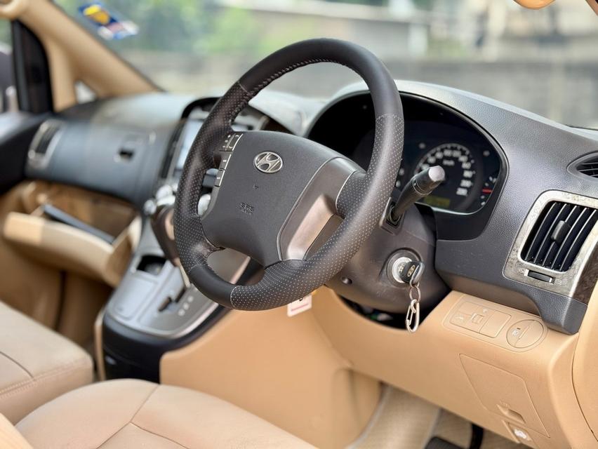 ขาย Hyundai Crandstarex 2.5Vip ปี13 11