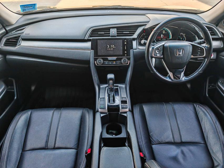 ขาย HONDA CIVIC 1.8 EL โฉม FC ปี 2017 เลขไมล์ 160,000 กม. 11