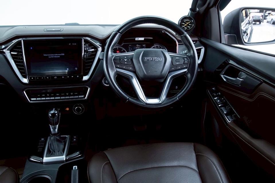 รหัสรถ 2A829 ISUZU DMAX 3.0 Ddi M V-CROSS CAB-4 2020 13