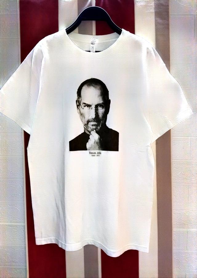 เสื้อยืด Steve jobs size L มือสองสภาพ9/10