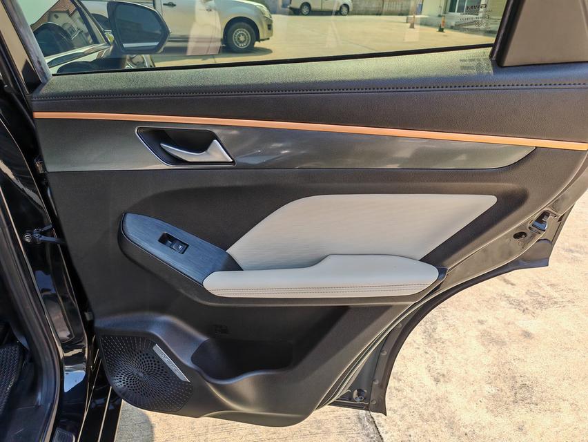 ขาย haval jolion ultra 1.5L hybrid HEV สีดำ ปี 2002 สภาพใหม่ รูปที่ 16