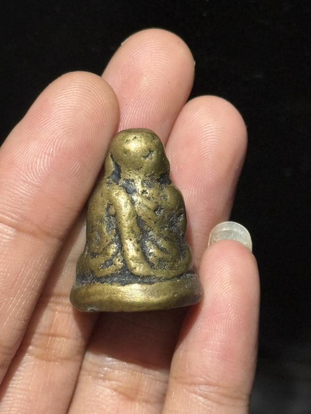 หลวงพ่อเงิน ไม่ทราบที่มา รูปที่ 2