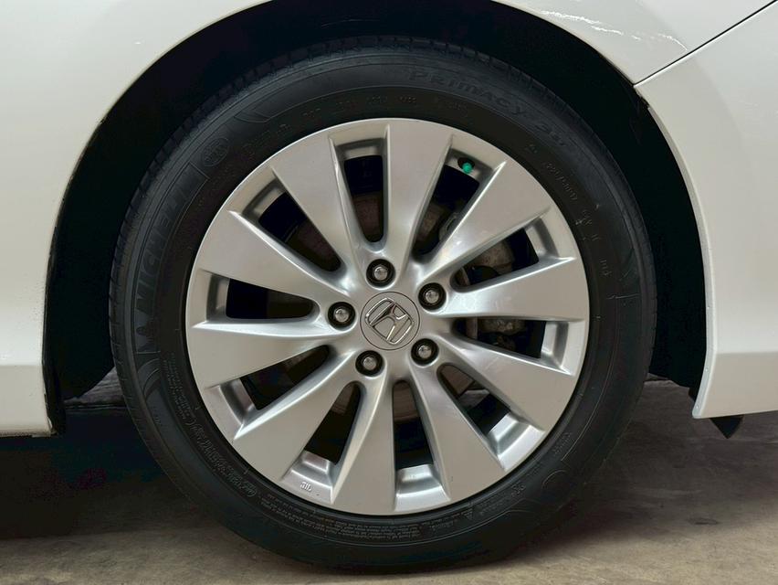 HONDA ACCORD 2.0 EL ปี2014 มือเดียวตั้งแต่ป้ายแดง !!! 11