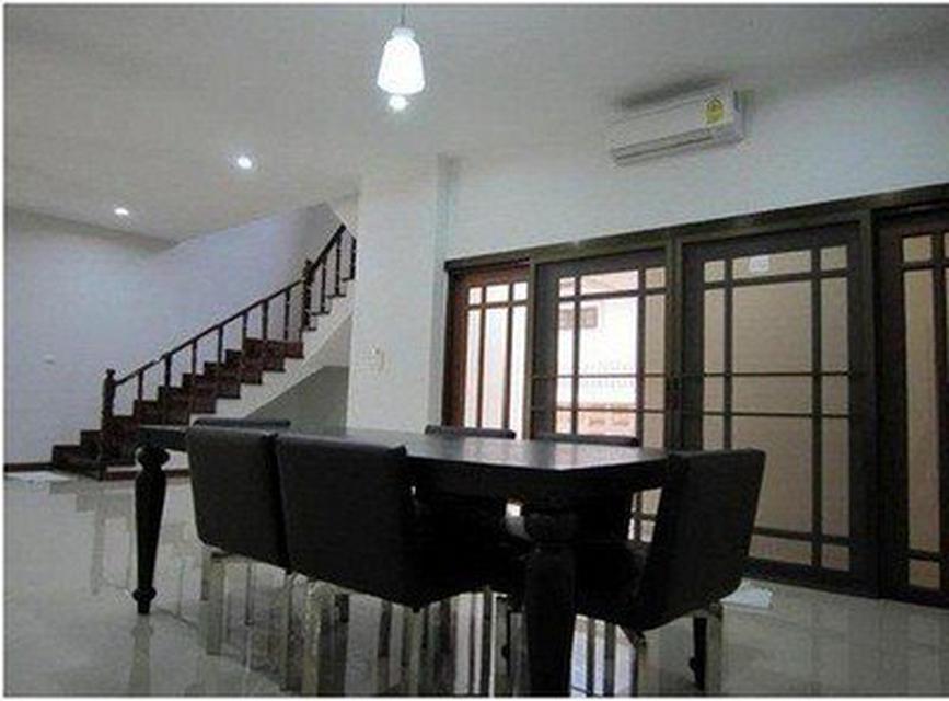 บ้านเดี่ยว2ชั้นบ้านสวนนครินทร์เช่า60000บาท