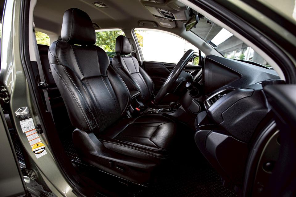 Subaru Forester 2.0S EYESIGHT ปี 2019 สีเขียว มือเดียวป้ายแดง  10